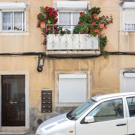 Biti'S Nest Apartment Lisbon Exterior photo