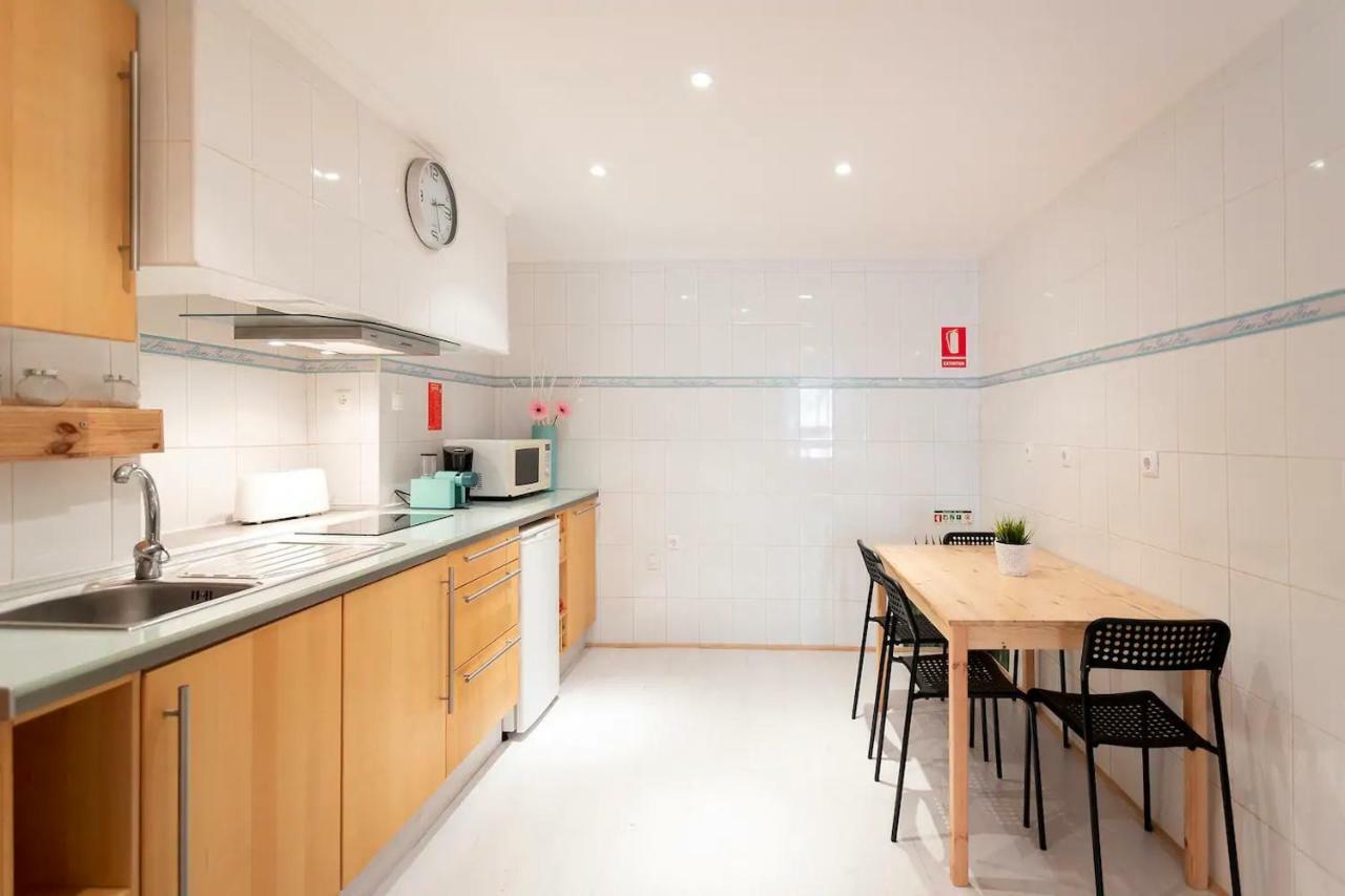 Biti'S Nest Apartment Lisbon Exterior photo